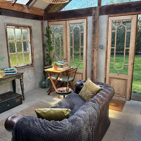 Hofstede Klein Rozendal Bed & Breakfast